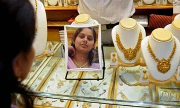 Gold, silver slide on easing demand- India TV Paisa