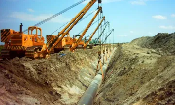 BPCL, HPCL take 25 pc stake each in IOC's Rs 9,000-cr LPG pipeline project- India TV Paisa