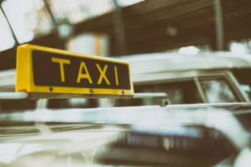 Kashmiri Cab Driver- India TV Hindi
