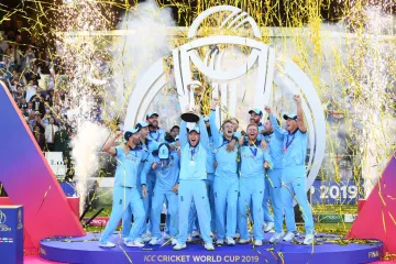 वर्ल्ड कप जीतने के बाद टीम न्यूजीलैंड- India TV Hindi