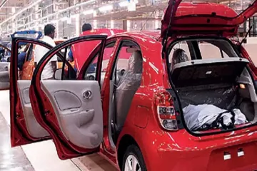 Carmaker company Nisan net profit is 95 percent compare will lay off staff- India TV Paisa