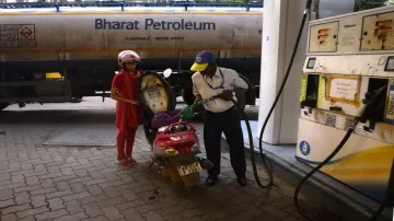 Assocham seeks inclusion of petroleum products in GST- India TV Paisa