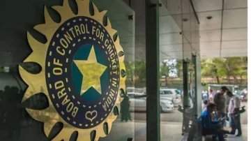भारतीय क्रिकेटर संघ ने पूर्व खिलाड़ियों को सदस्य बनने का न्यौता दिया - India TV Hindi
