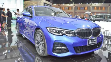 BMW launches new 3 series sedan priced Rs 41.4 lakh onwards- India TV Paisa
