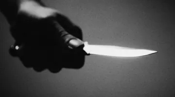 Stabbing- India TV Hindi
