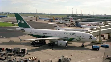 पाकिस्तान ने किया कराची एयरस्पेस 3 दिन के लिए बंद, जानिए क्या है वजह- India TV Hindi