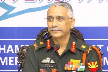 <p>Head of Eastern Army Command Lieutenant General MM...- India TV Hindi