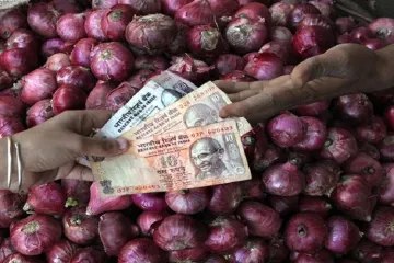 onion price hike- India TV Paisa