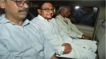 New Delhi: Central Bureau of Investigation (CBI) officials arrest Congress leader P Chidambaram from- India TV Hindi