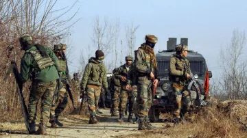 Encounter breaks out between terrorists, security forces in Shopian, IED blast in Pulwama | PTI Repr- India TV Hindi