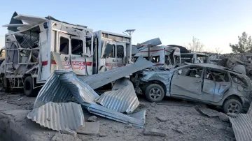 Taliban truck bomb kills at least 20 in southern Afghanistan - India TV Hindi