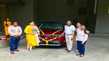 M&M MD Pawan Goenka bought his first car as MahindraXUV300- India TV Paisa