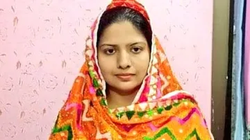 Pushpa Kolhi has become the first Pakistani Hindu girl to serve as police officer in Sindh | Twitter- India TV Hindi