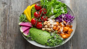 Vegan and Vegetarian Diets May Increase Risk of Stroke Experts Say- India TV Hindi