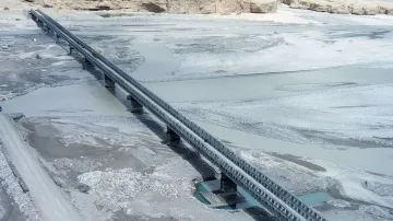 भारत-चीन सीमा पर कर्नल रिनचेन पुल तैयार, बढ़ी ड्रैगन की चिंता- India TV Hindi