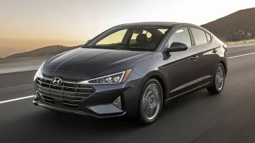 Hyundai launches New 2019 Elantra- India TV Paisa