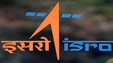 <p>ISRO releases photos taken from Chandrayaan 2's Orbiter...- India TV Hindi