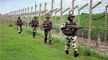 <p>Pakistan activated 20 terror camps, 20 launch pads along...- India TV Hindi