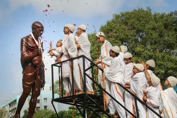 Gandhi JI- India TV Hindi