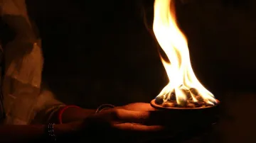 <p>fire at kanya pujan</p>- India TV Hindi