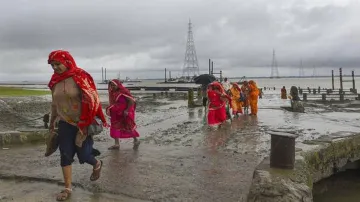 Cyclone Bulbul- India TV Hindi