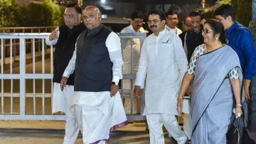 <p>Senior Congress leaders Mallikarjun Kharge and Avinash...- India TV Hindi