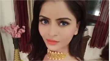 gehana vasisth- India TV Hindi