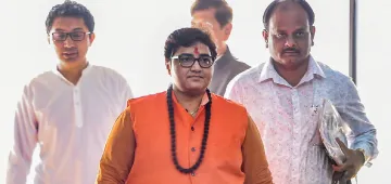 Facing health issues due to 'torture' by Congress: Pragya Thakur- India TV Hindi