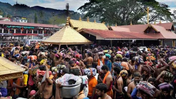 Sabarimala verdict review petition: Supreme Court refers case to larger bench- India TV Hindi