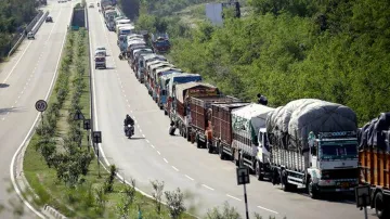 IED found on Jammu-Srinagar highway, traffic affected, bomb squad at site | PTI Representational- India TV Hindi