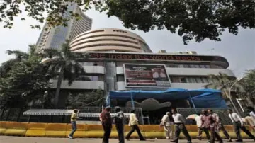 Sensex skids 181 pts; Nifty slips below 12,250- India TV Paisa