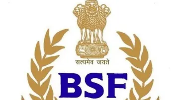 BSF जुलाई तक बांग्लादेशी सीमा पर ‘स्मार्ट बाड़’ लगाने का काम पूरा कर देगी- India TV Hindi