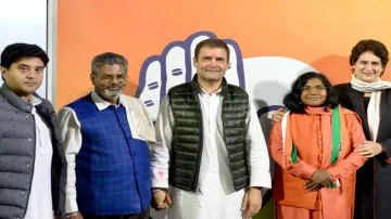  Savitri Bai Phule quits Congress Party- India TV Hindi
