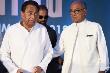 <p>Kamal Nath and Digvijay Singh</p>- India TV Hindi