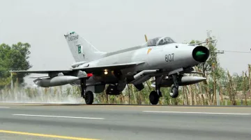Pakistan Air Force FT-7 aircraft- India TV Hindi