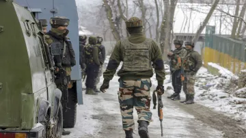 indian army, Hizbul Mujahideen terrorist- India TV Hindi