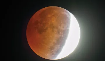 Lunar eclipse 2020, chandra grahan 2020- India TV Hindi