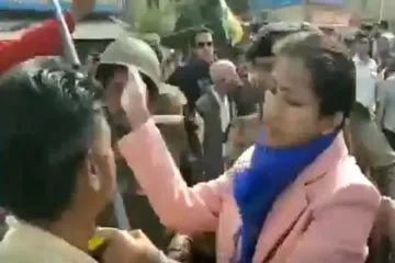 <p>madhya pradesh: lady collector slaps bjp leader</p>- India TV Hindi