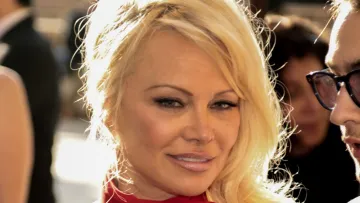 Pamela Anderson marries fifth time- India TV Hindi