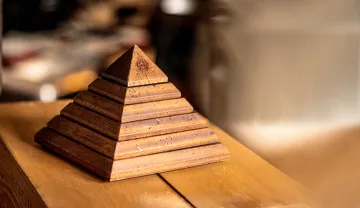 vastu shastra pyramid for home- India TV Hindi