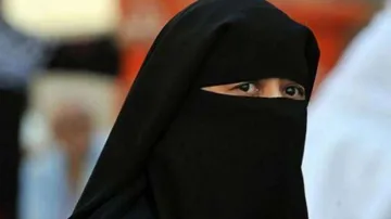 <p>Uttar Pradesh minister Raghuraj Singh seeks ban on burqa...- India TV Hindi