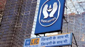 LIC public offer likely in 2nd half of FY21, likely to sell 10 percent stake- India TV Paisa