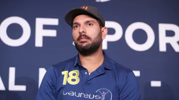 Yuvraj Singh shares video of his favorite six, saying 'difficult to play such a shot against fast bo- India TV Hindi