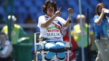Players lost before Tokyo Paralympics due to administrative disputes: Deepa Malik - India TV Hindi