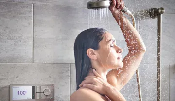 hOT WATER BATH- India TV Hindi