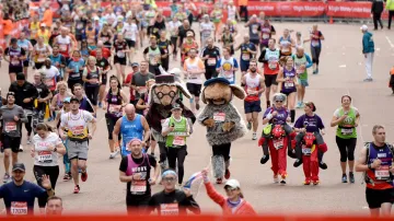 London Marathon postponed until 4 October due to Corona virus- India TV Hindi