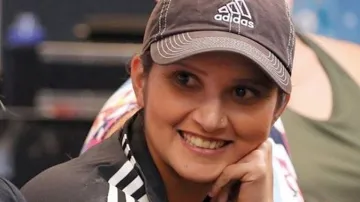 Need to be sensitive while coaching young women players: Sania Mirza- India TV Hindi