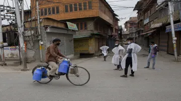 तमिलनाडु में Coronavirus से 96 वर्षीय वृद्ध की मौत, COVID-19 मामलों की कुल संख्या 1,173- India TV Hindi