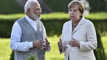 PM Modi, German Chancellor Merkel exchange views on lack of medicines to deal with COVID-19- India TV Hindi