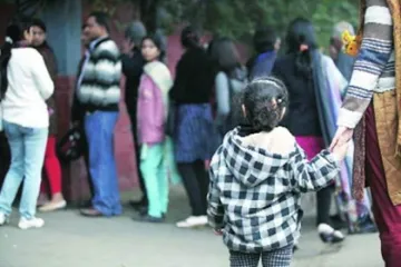 <p>covid 19 parents worry about paying fees, schools cite...- India TV Hindi